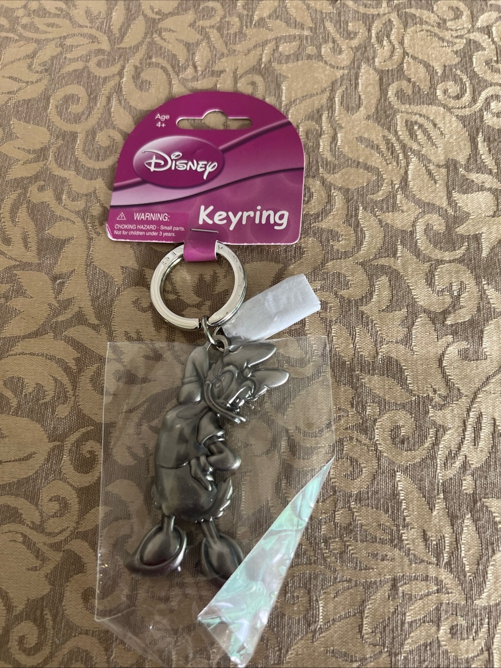 Disney Daisy Duck Silver Tone Metal Keychain Key Ring - Disney Franchise